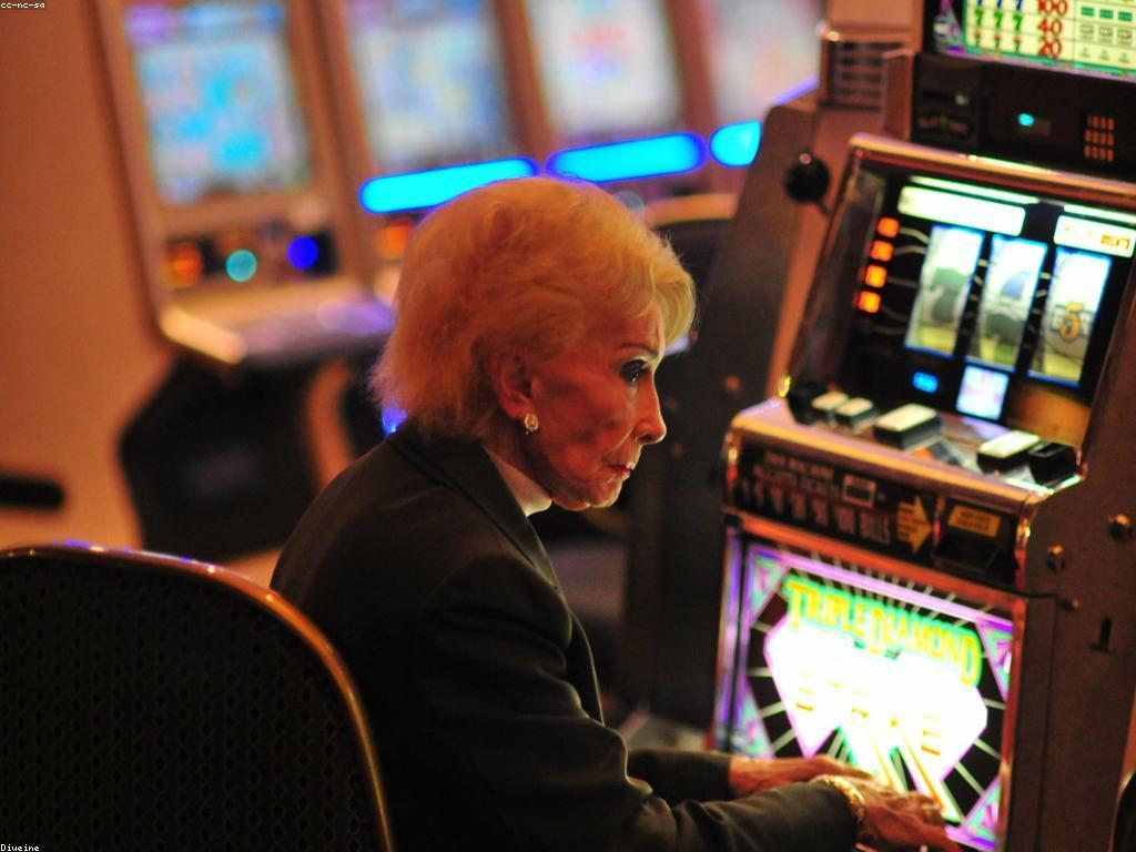 ស្លូតថ្មី: អ្នកផ្សេងកំពុងឈ្នះ